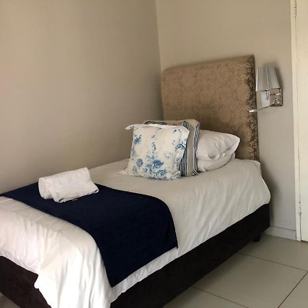 Odelia Guest House Mokopane Exterior photo
